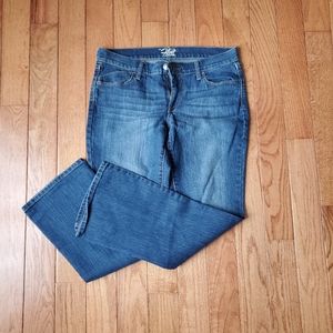 Women's Old Navy boot cut petite jeans